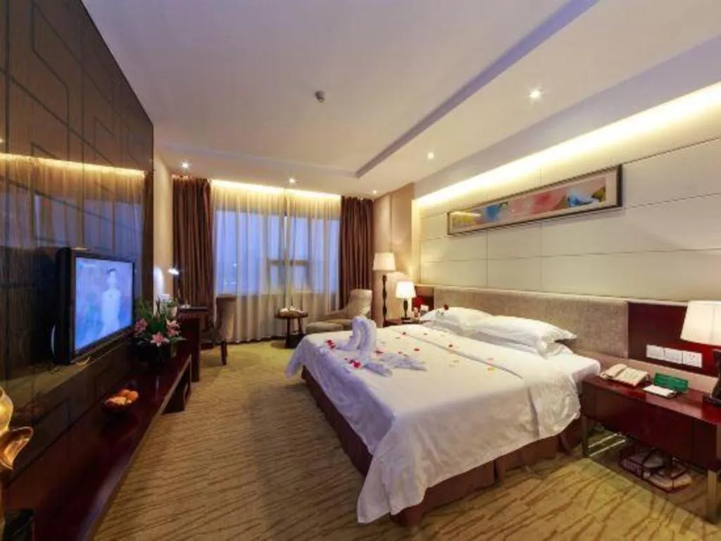 Bed in Fortune Hotel Longyan