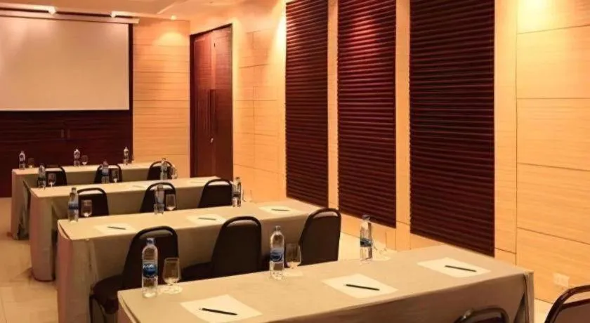 Laemchabang City Hotel