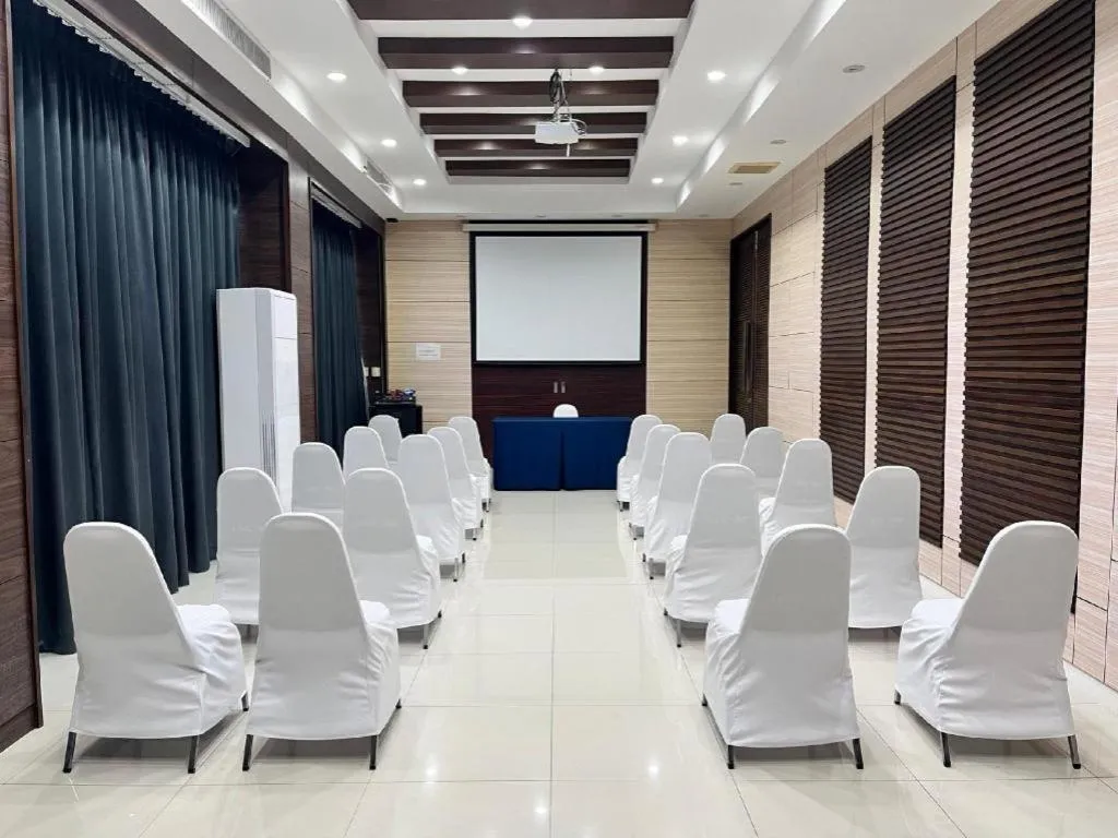 Laemchabang City Hotel