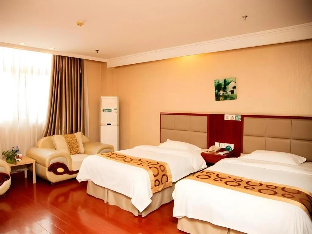 Bed in GreenTree Inn Bozhou Weiwu Road Hotel