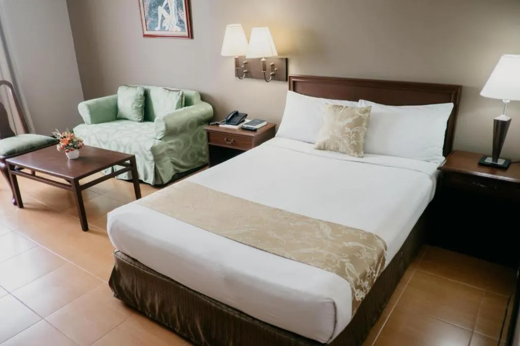 Bed in East Asia Royale Hotel