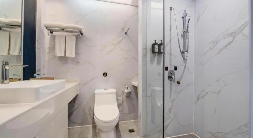 Exchange Bank Hotel Hainan