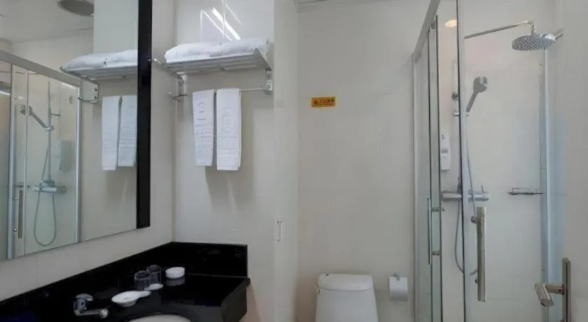 Exchange Bank Hotel Hainan