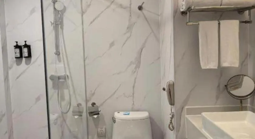 Exchange Bank Hotel Hainan