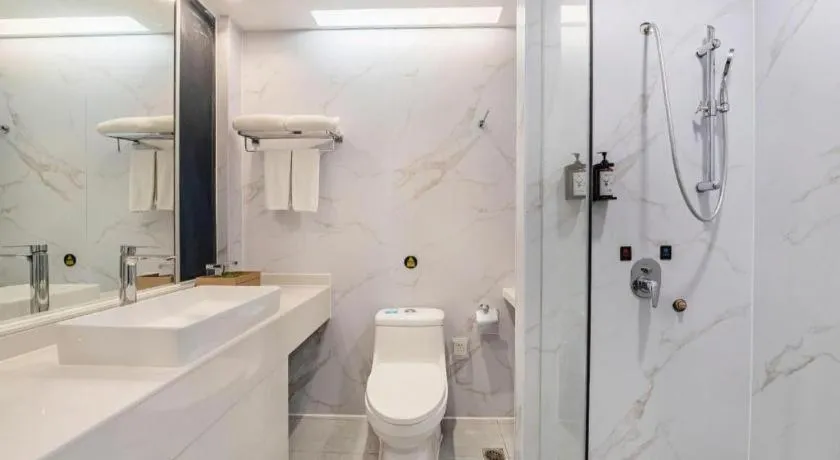 Exchange Bank Hotel Hainan