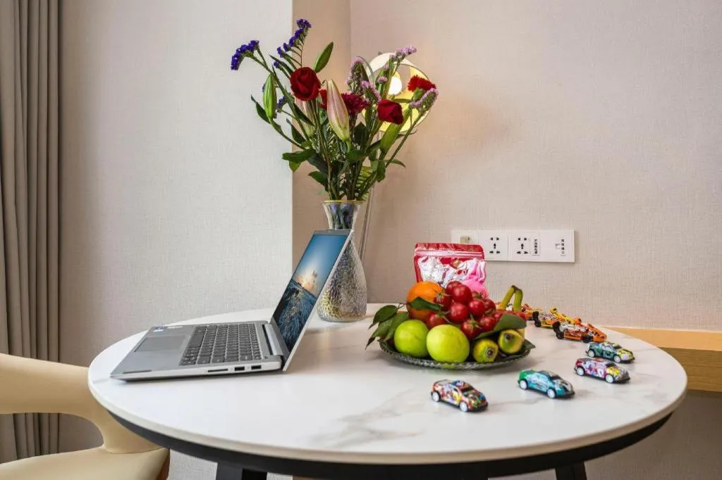 Exchange Bank Hotel Hainan