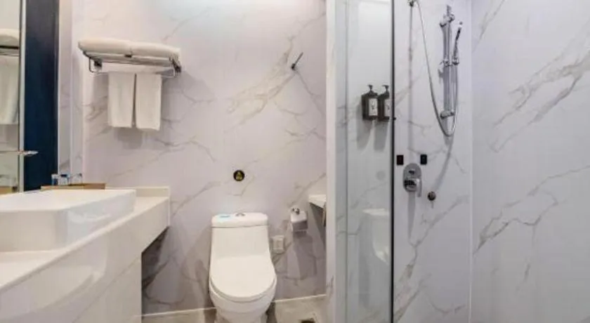 Exchange Bank Hotel Hainan