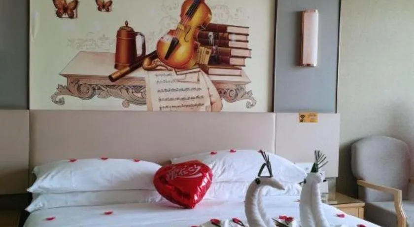 Bed in Exchange Bank Hotel Hainan