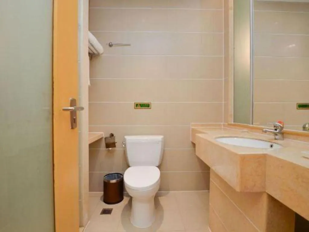 Exchange Bank Hotel Hainan