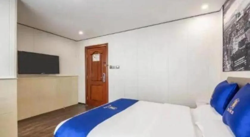 Bed in Super 8 Hotel Xiamen Railway Station