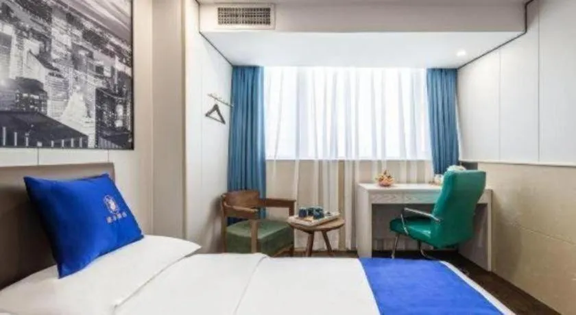 Bed in Super 8 Hotel Xiamen Railway Station