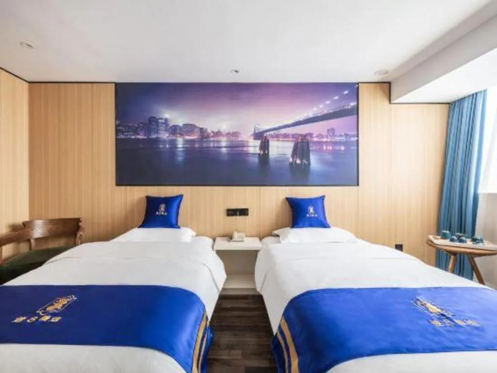 Bed in Super 8 Hotel Xiamen Railway Station