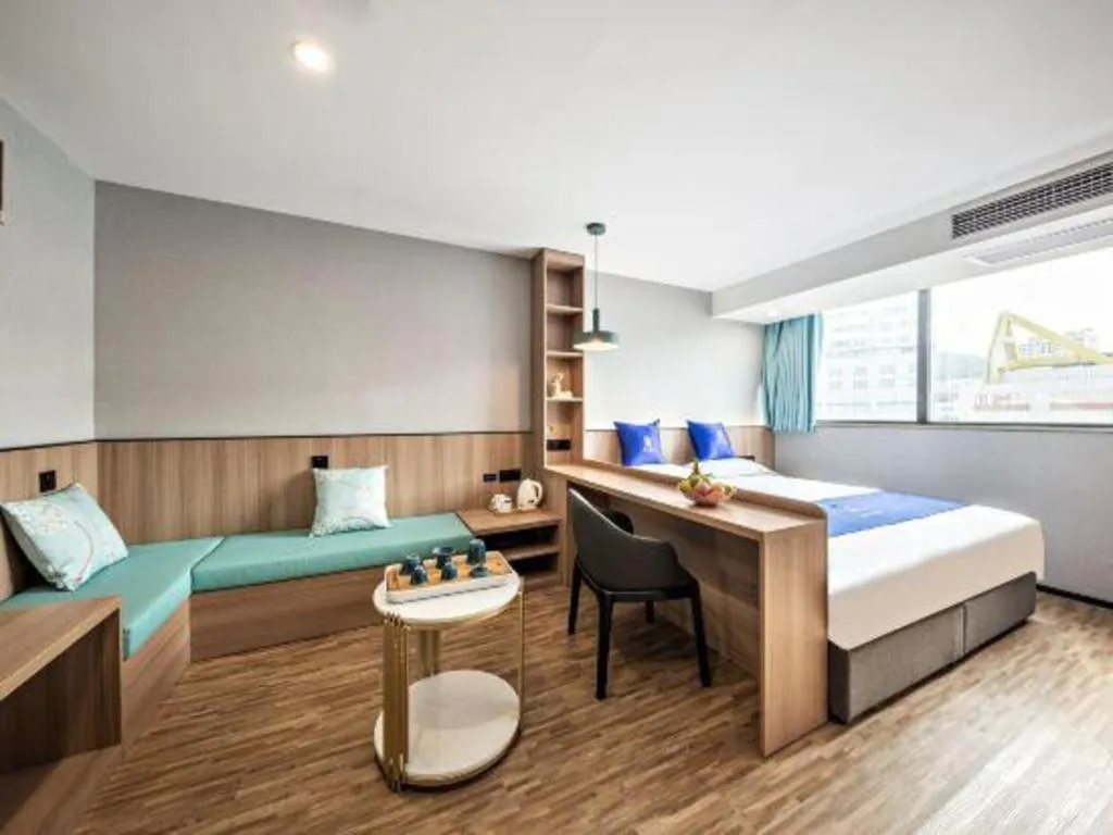 Bed in Super 8 Hotel Xiamen Railway Station