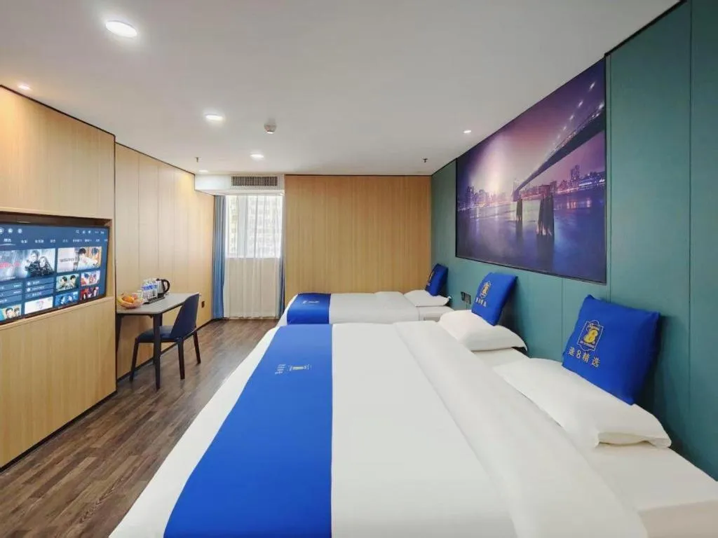 Bed in Super 8 Hotel Xiamen Railway Station