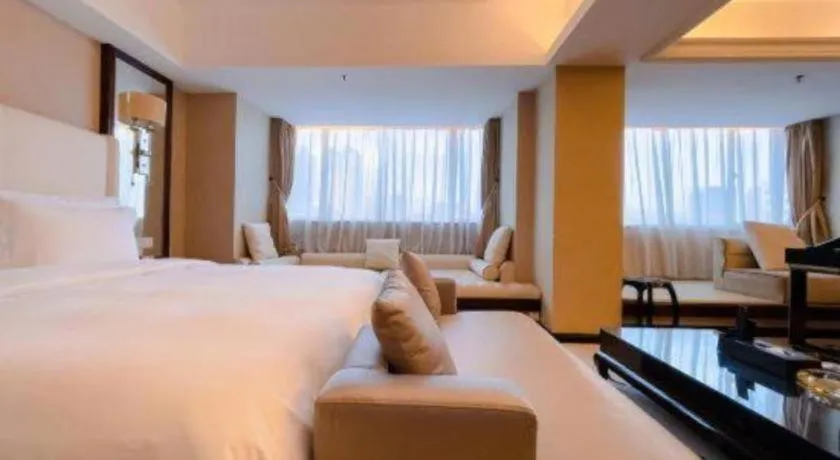 Bed in Yunhai Hotel Zhuhai