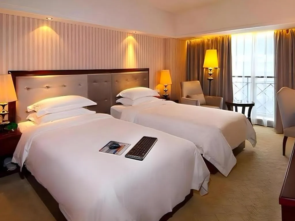 Bed in Yunhai Hotel Zhuhai