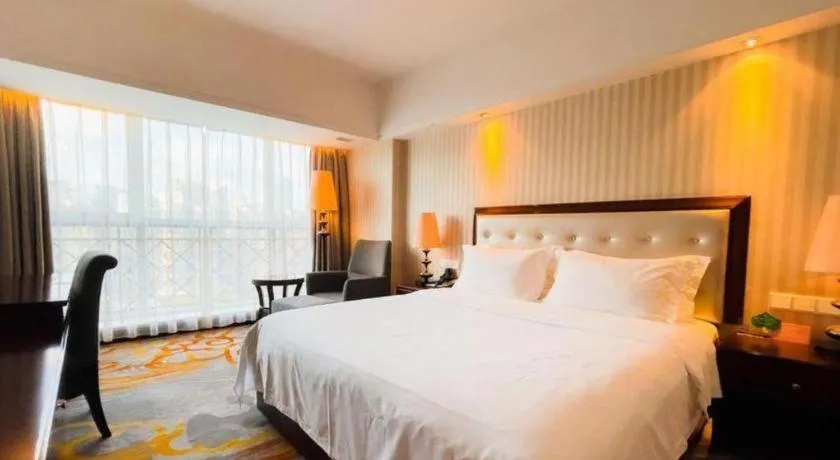 Bed in Yunhai Hotel Zhuhai