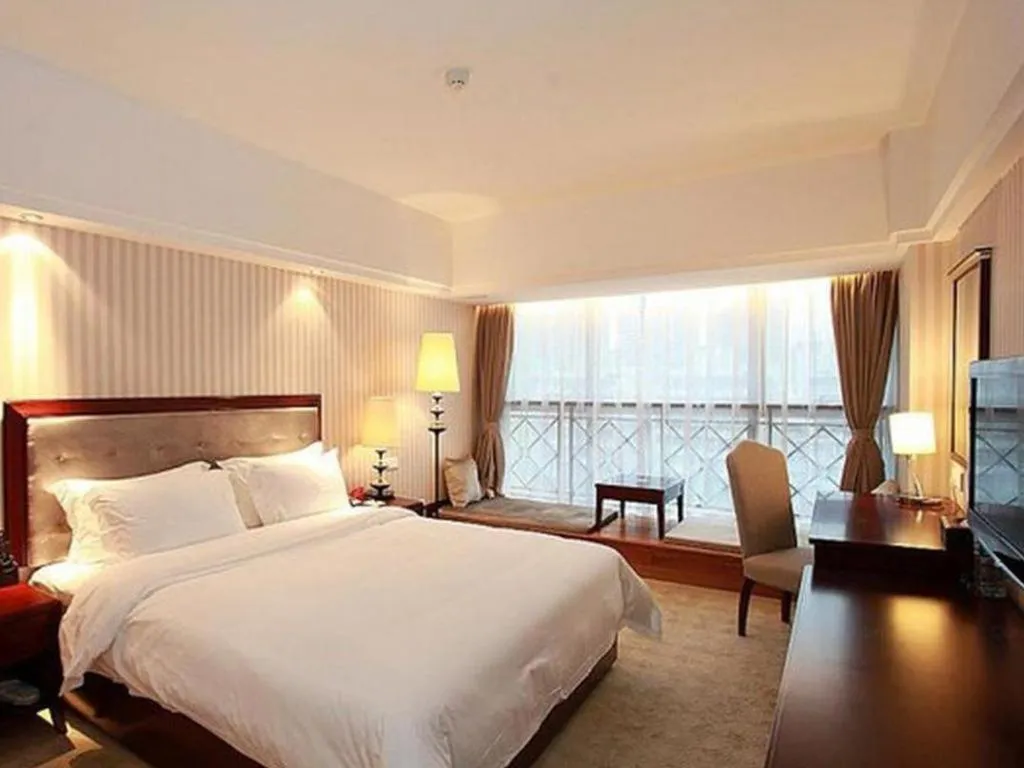 Bed in Yunhai Hotel Zhuhai