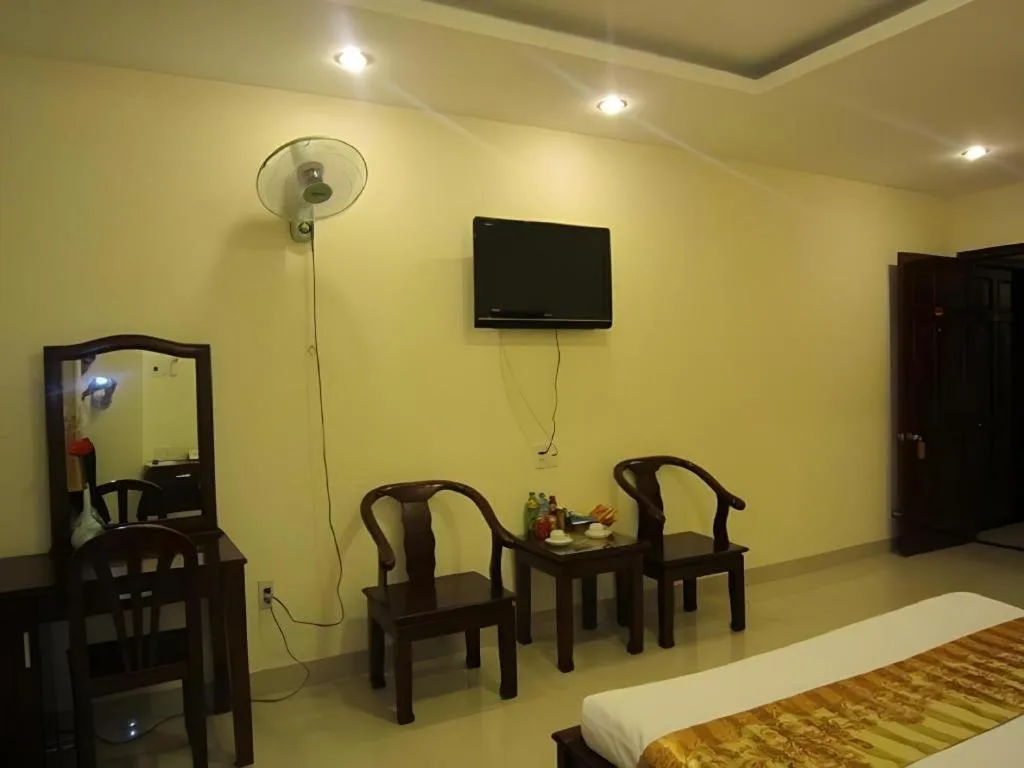 Bed in Nui Thanh Hotel