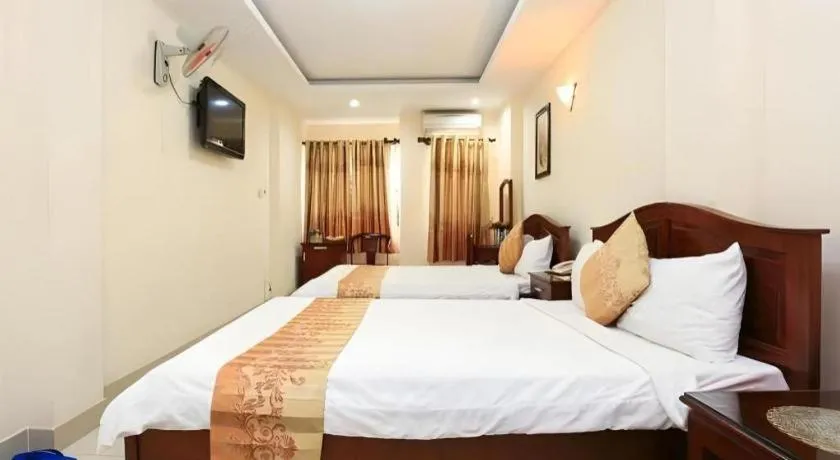 Bed in Nui Thanh Hotel
