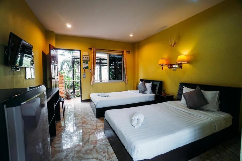 Bed in Phoem Phoon 2 Hotel