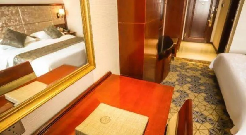 Bed in Changchun Global Hotel