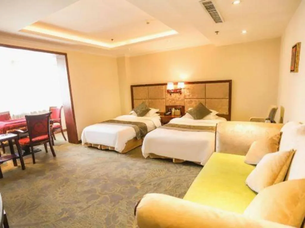 Bed in Changchun Global Hotel