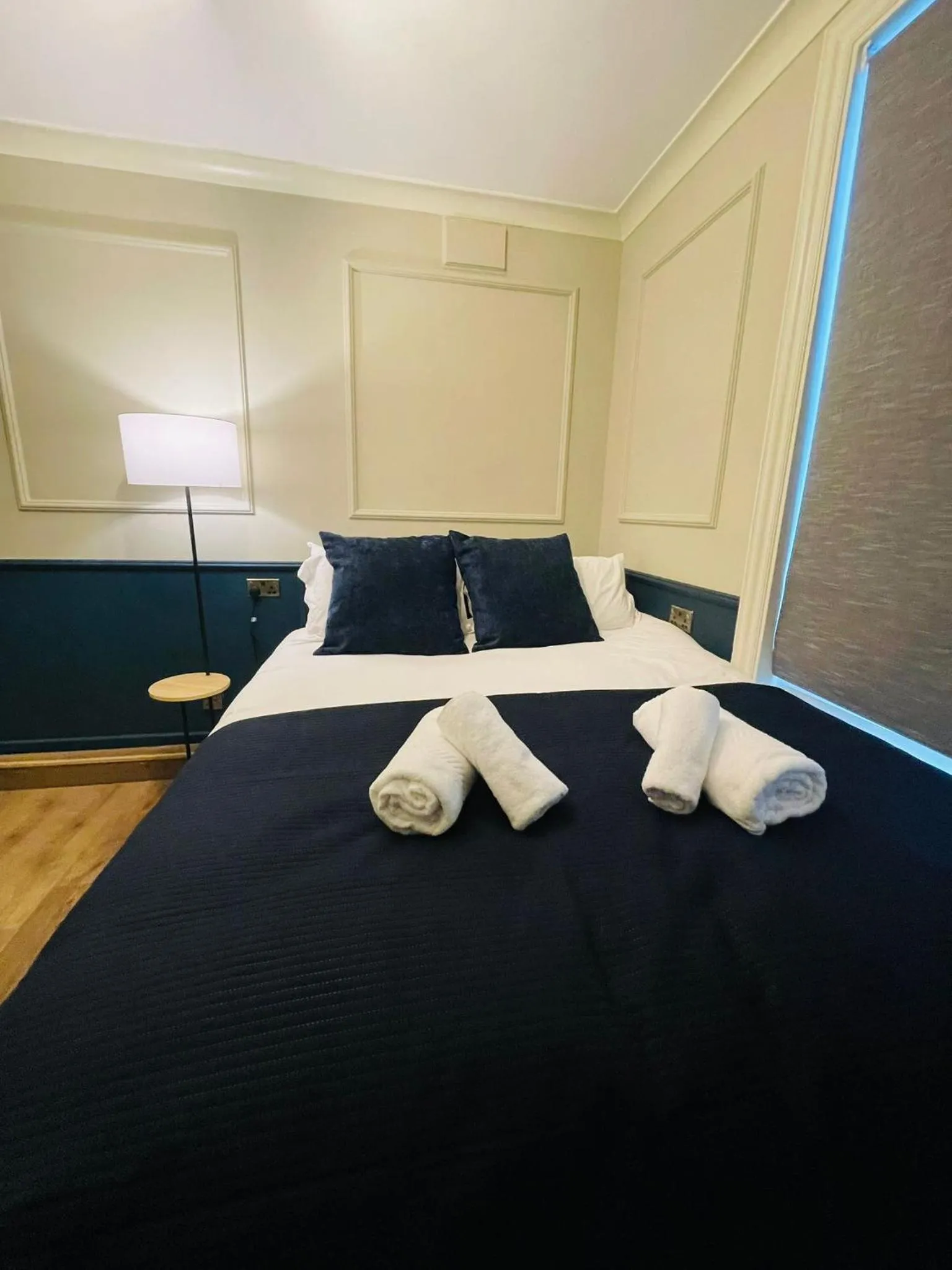 Bed in Eurobar & Hotel