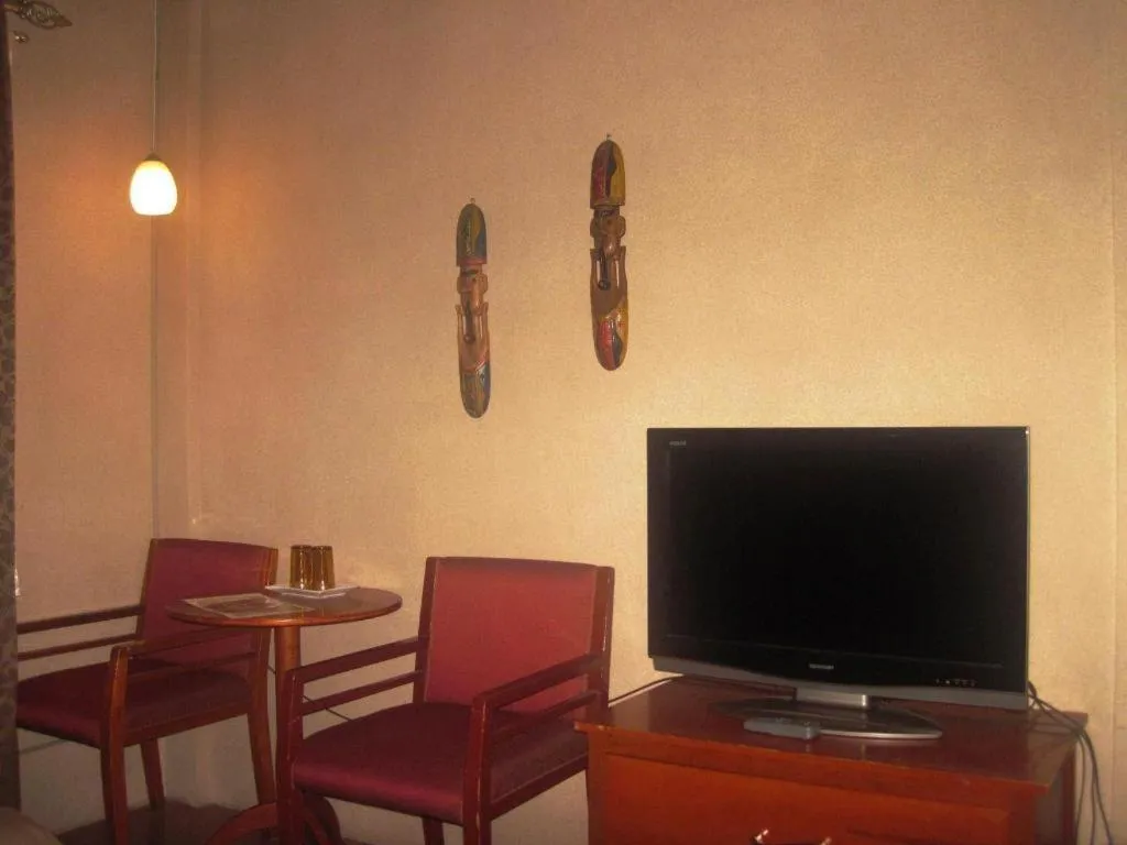 Alicia Hotel & Restaurant