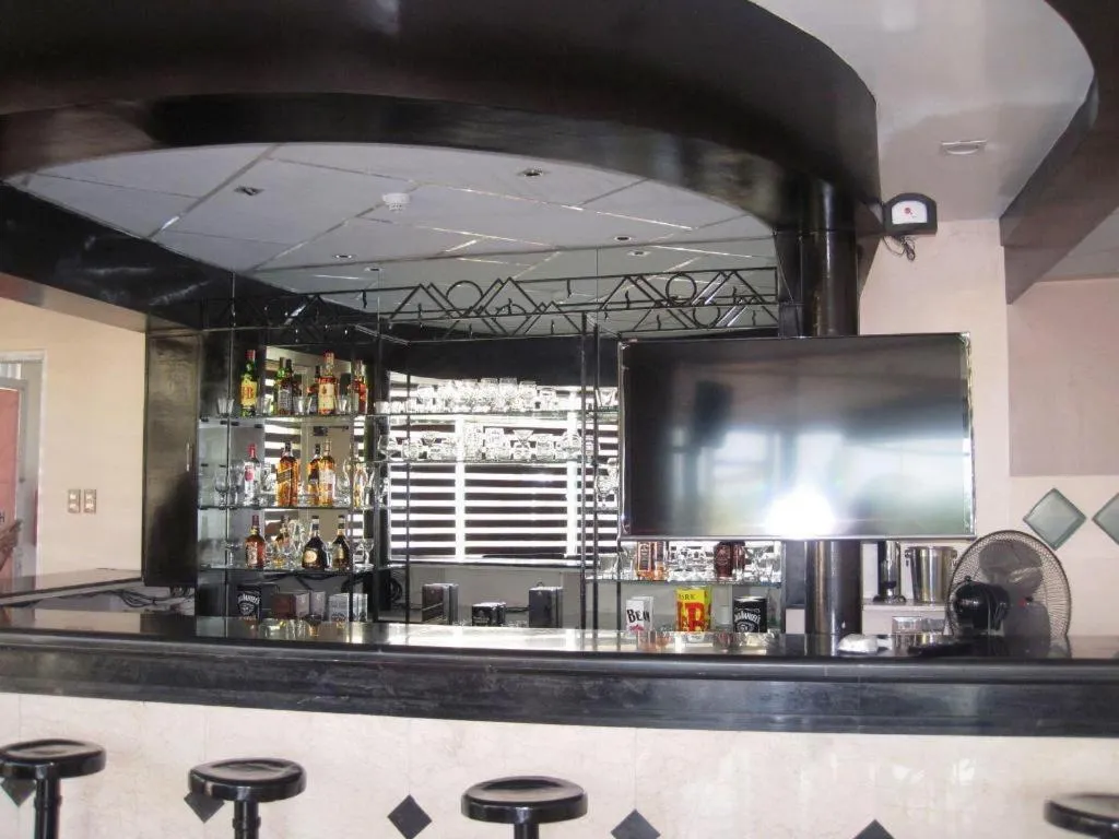 Alicia Hotel & Restaurant