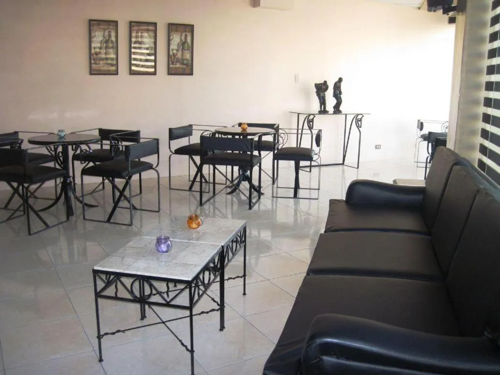 Alicia Hotel & Restaurant