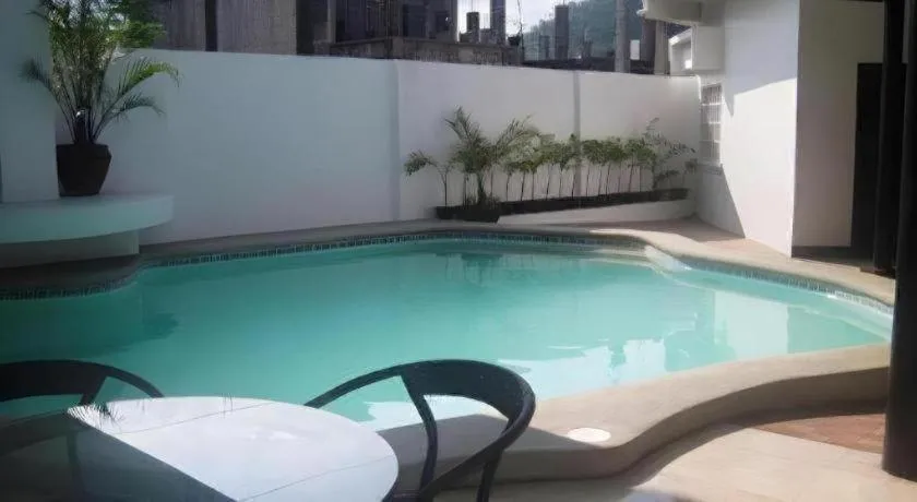 Alicia Hotel & Restaurant