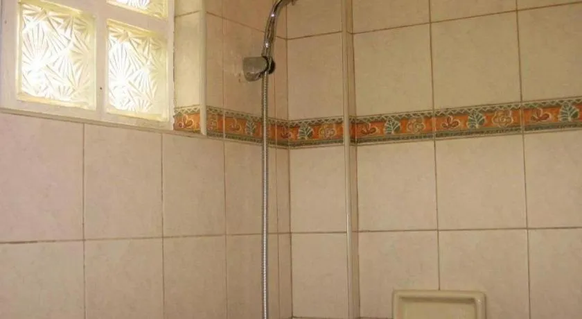 Alicia Hotel & Restaurant