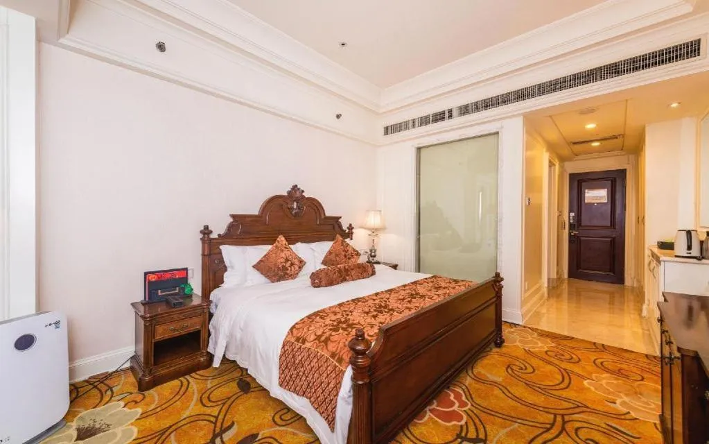 Bed in Zhengzhou Yiquan International Hotel