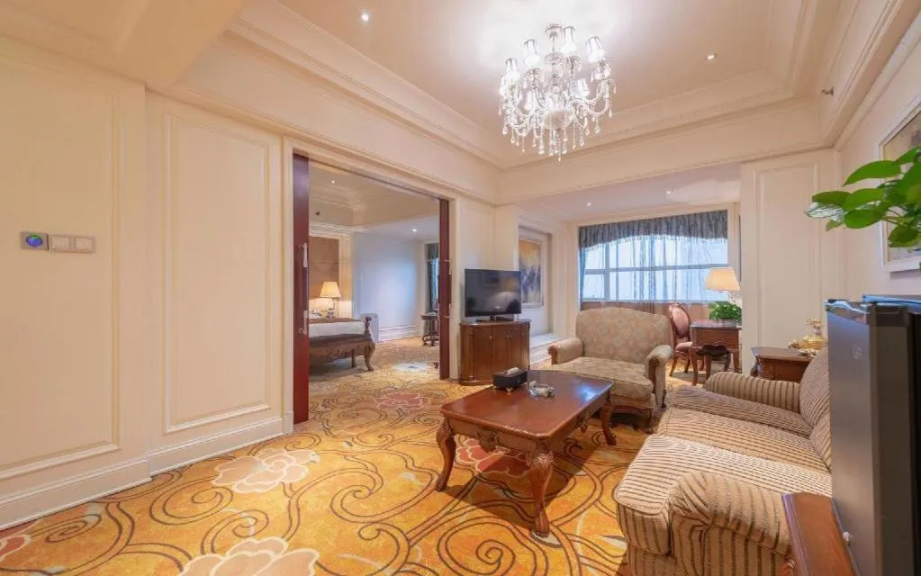 Zhengzhou Yiquan International Hotel