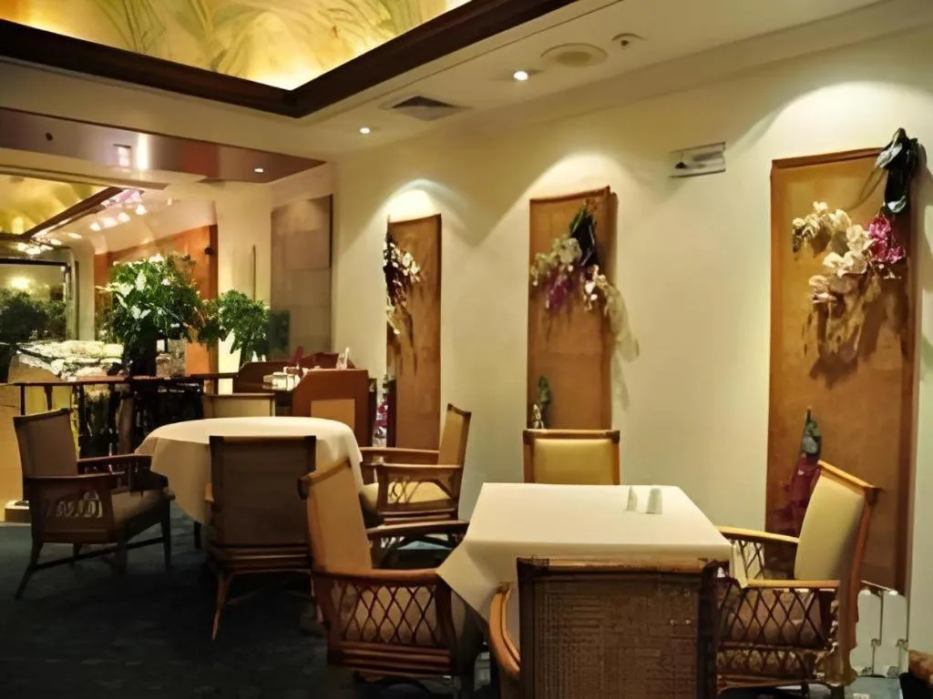 Zhengzhou Yiquan International Hotel