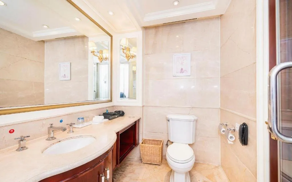 Zhengzhou Yiquan International Hotel