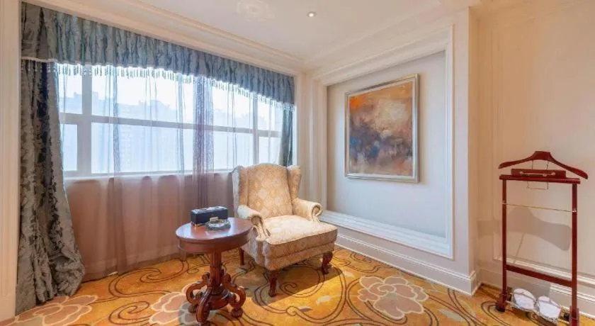 Zhengzhou Yiquan International Hotel