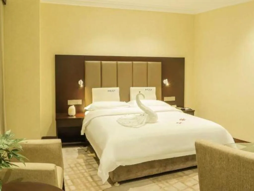 Bed in Jincheng Pacific Hotel