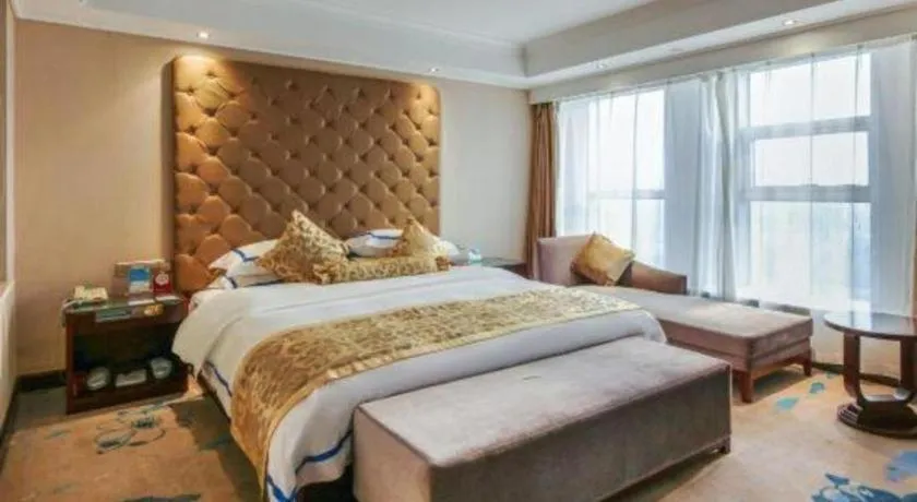 Bed in Jincheng Pacific Hotel