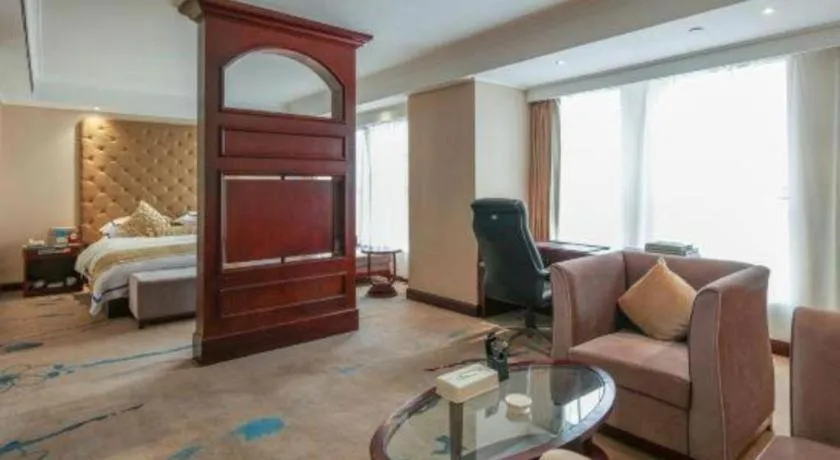 Bed in Jincheng Pacific Hotel