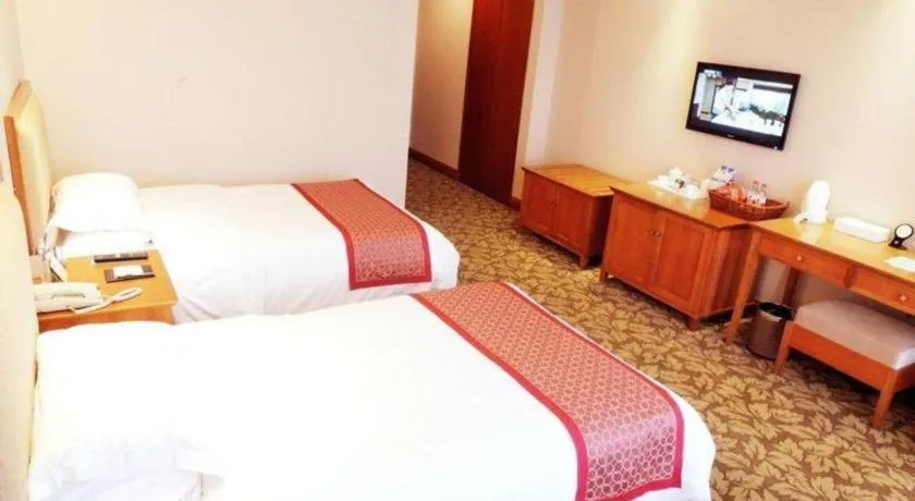Bed in Jincheng Pacific Hotel