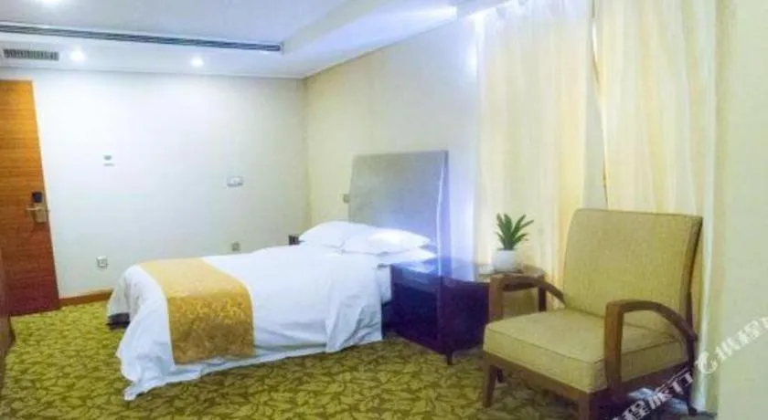 Bed in Jincheng Pacific Hotel