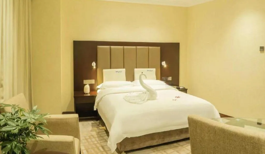 Bed in Jincheng Pacific Hotel