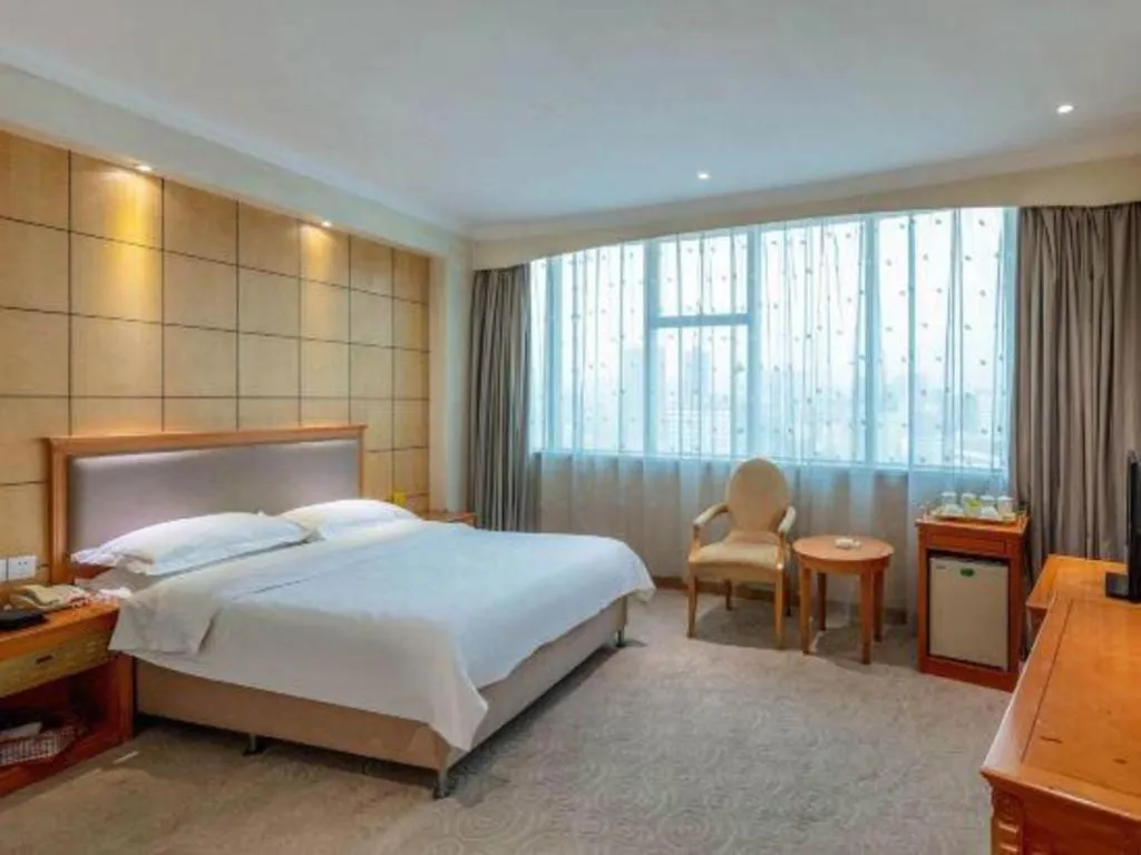 Bed in Jincheng Pacific Hotel