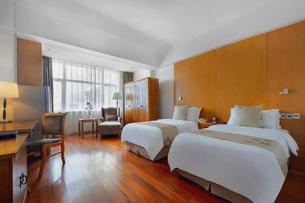 Bed in Qingdao Haidu Hotel