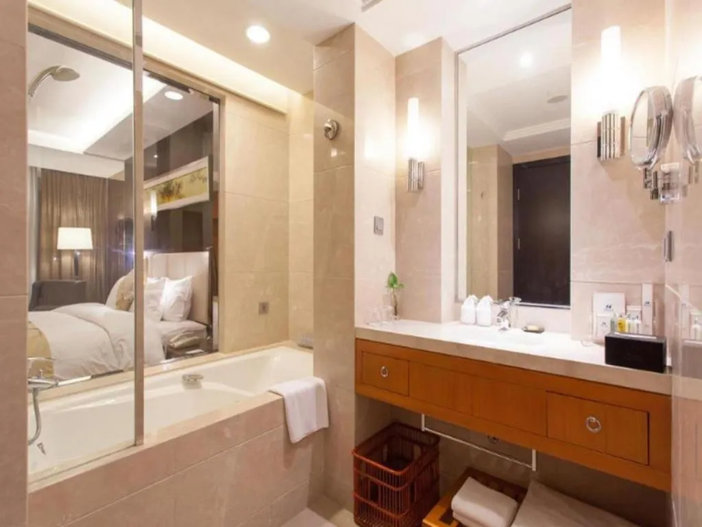 Bed in Qingdao Haidu Hotel