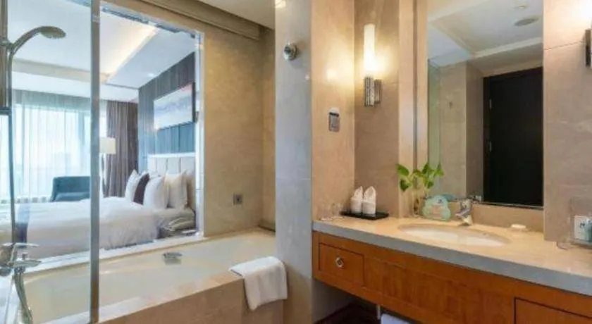 Bed in Qingdao Haidu Hotel