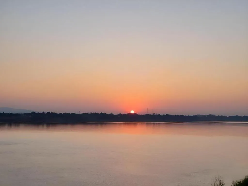 Baan Rim Khong Hotel