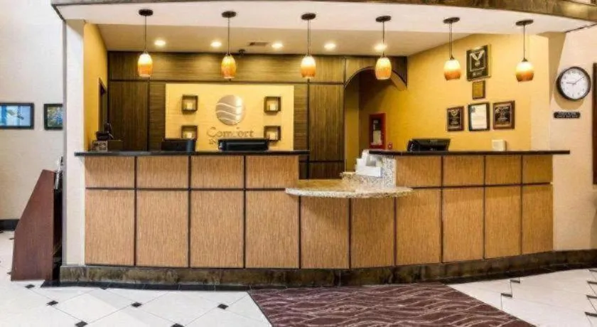 Comfort Inn & Suites Winnie